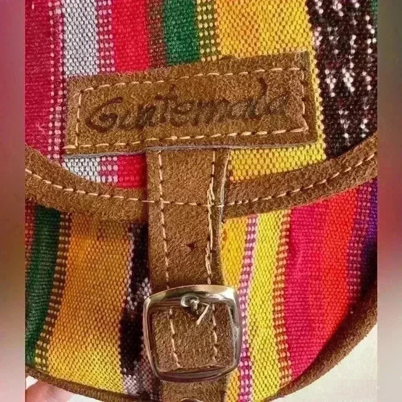 Handmade Crossbody Multicolor Purse With Adjustable Strap - Guatemala - Picture 12 of 13